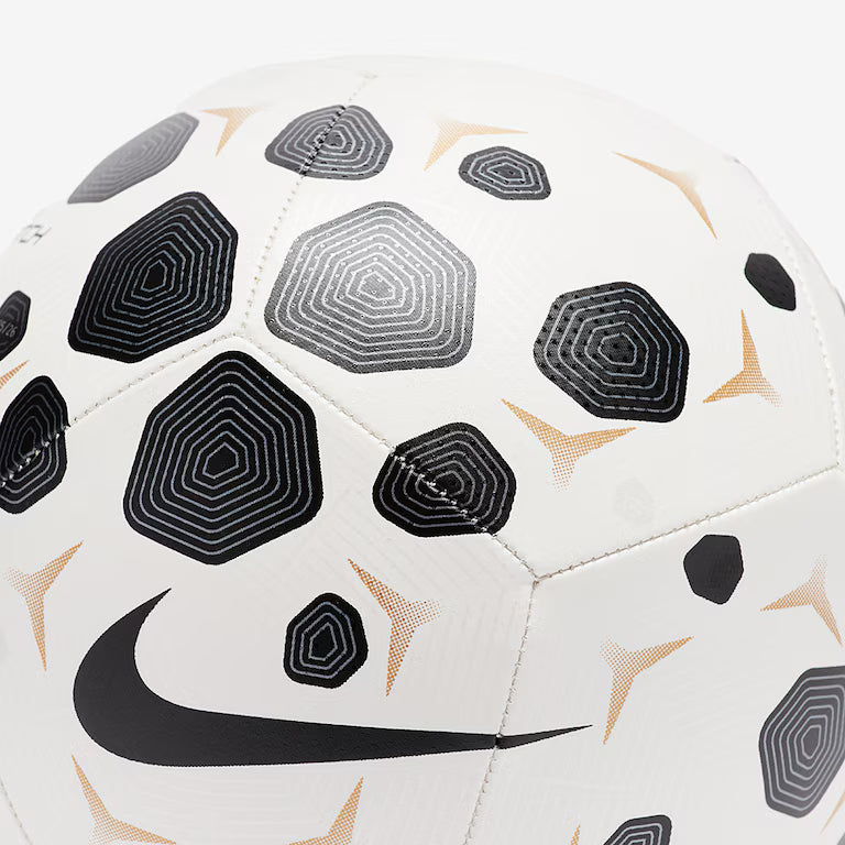Nike Pitch 25/26 Football