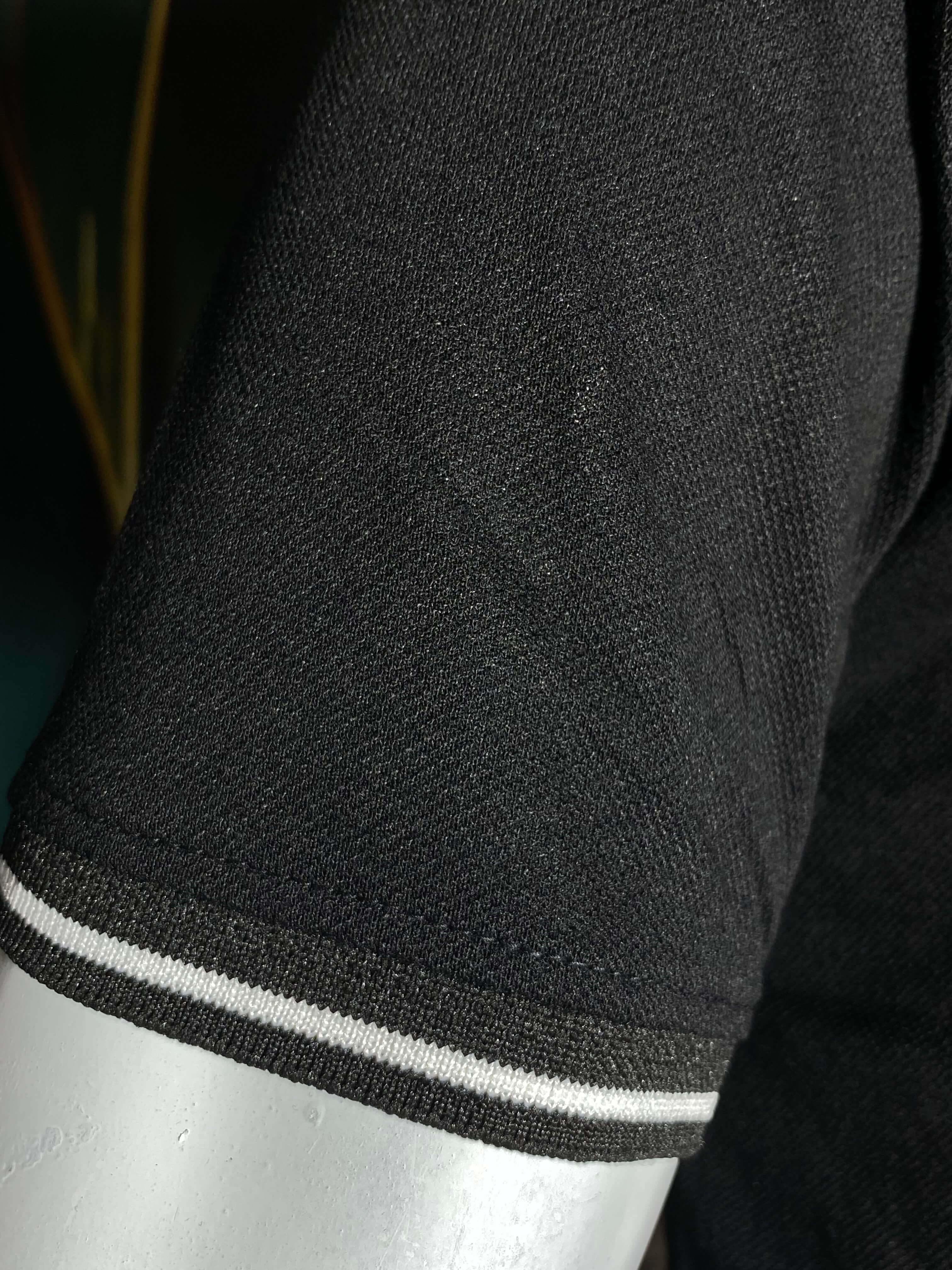 Essential Men’s Button-Down Shirt-Black colour